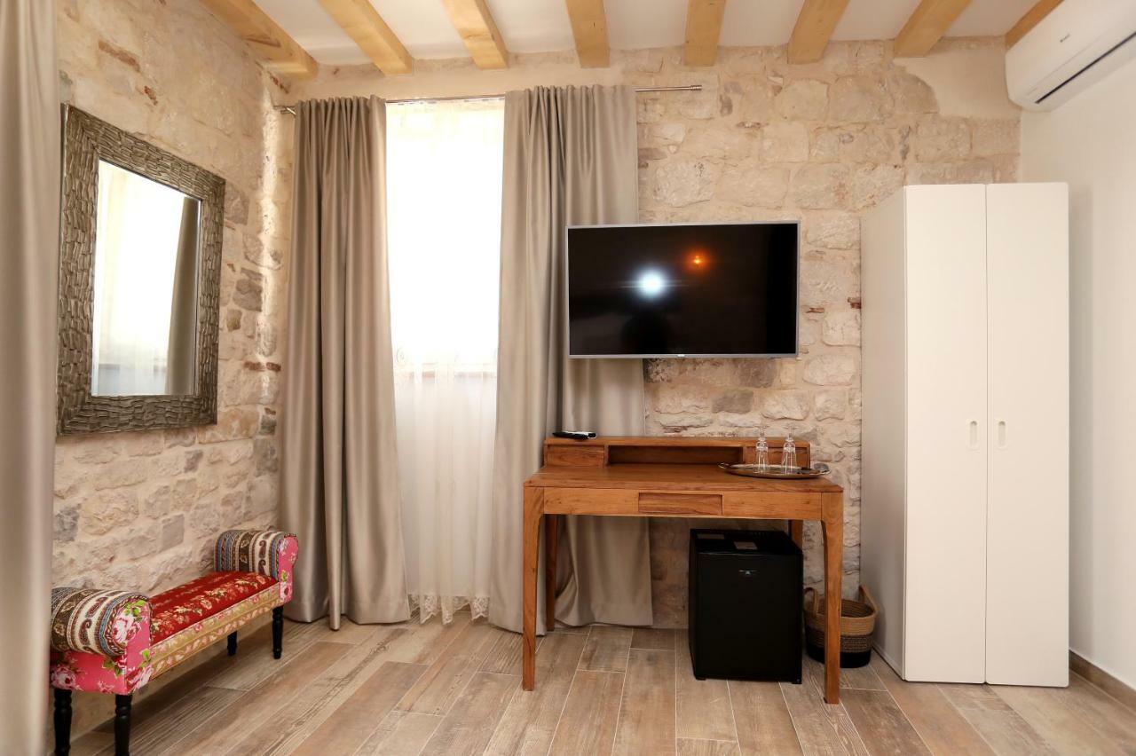 Villa Teuta Trogir Exterior foto